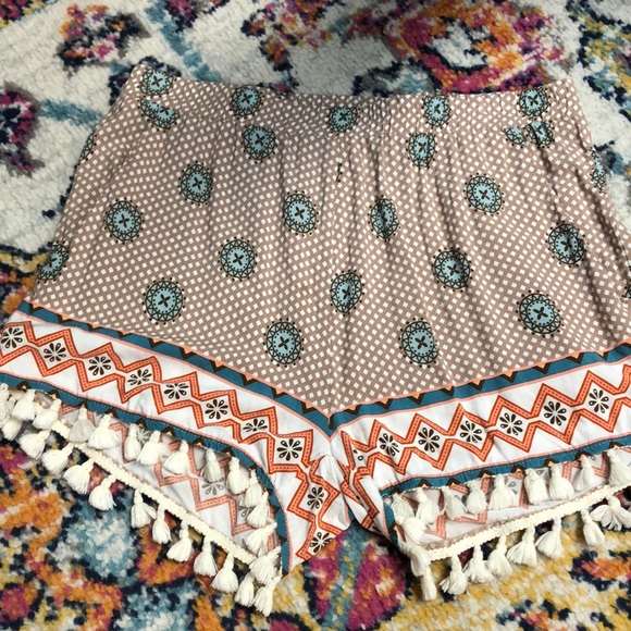 Casual tassel shorts - Picture 1 of 3